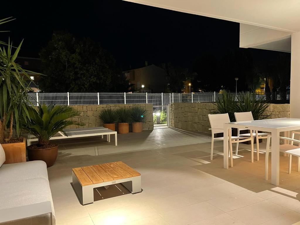 Prime Spanish Holidays - Marina Bay Apartment Javea Dış mekan fotoğraf